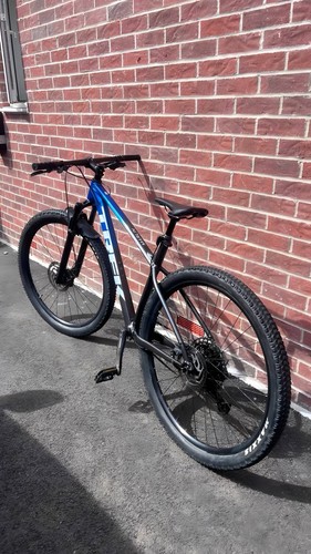 Trek marlin 29in - trek, mountain