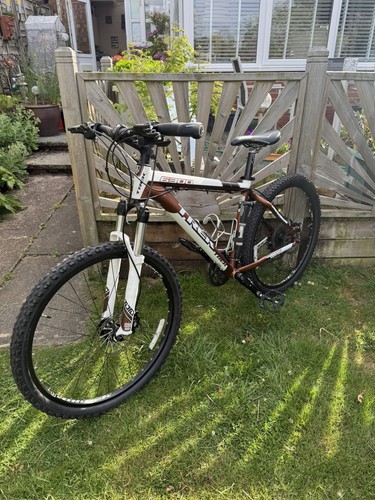 Trek 6300 mountain - 6300, 17.5”mountain