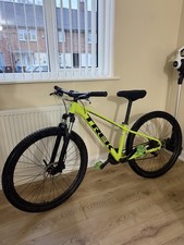 Trek Marlin 5 Mountain Bike