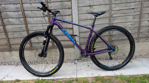 Trek superfly mountain bike - trek,