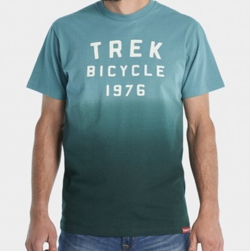 Bnwt trek fade - fade, unisex