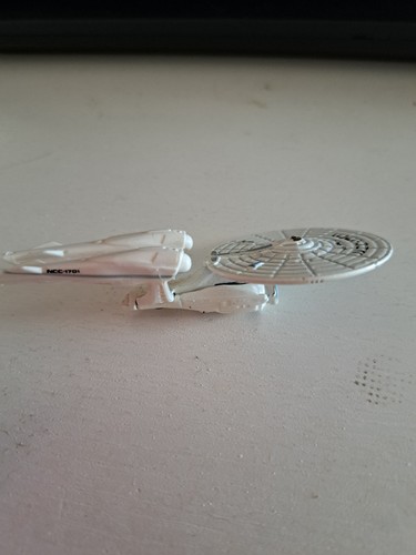 Hot wheels star trek uss - hot,